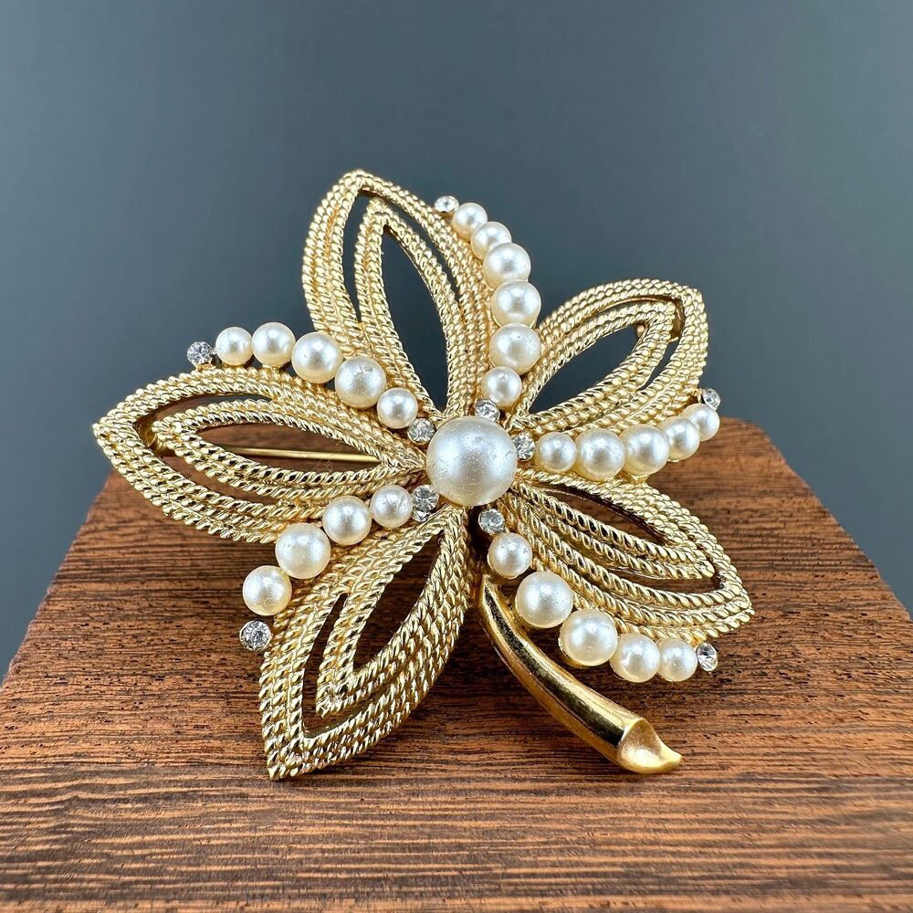 Vintage Trifari Brooch Leaf Flower Gold Tone Faux Pearl Rhinestone 2" Signed